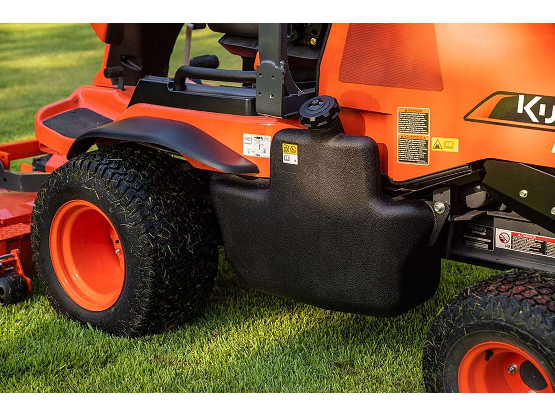 2024 Kubota F3710 60 in. Kubota 36.9 hp in Norfolk, Virginia - Photo 7