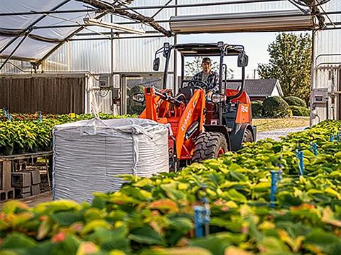 2024 Kubota R640 in Norfolk, Virginia - Photo 10