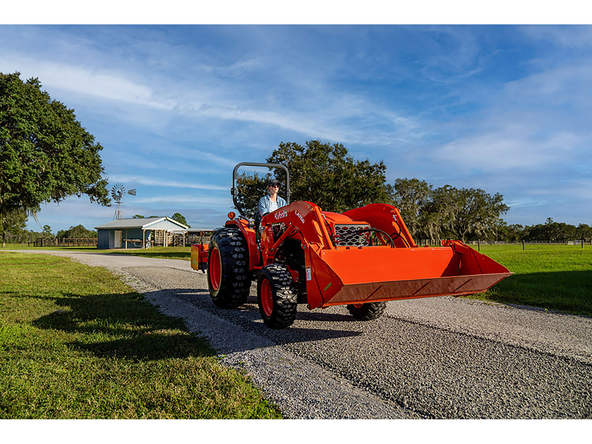 2024 Kubota L2502 GDT 2WD in Beaver Dam, Wisconsin - Photo 3