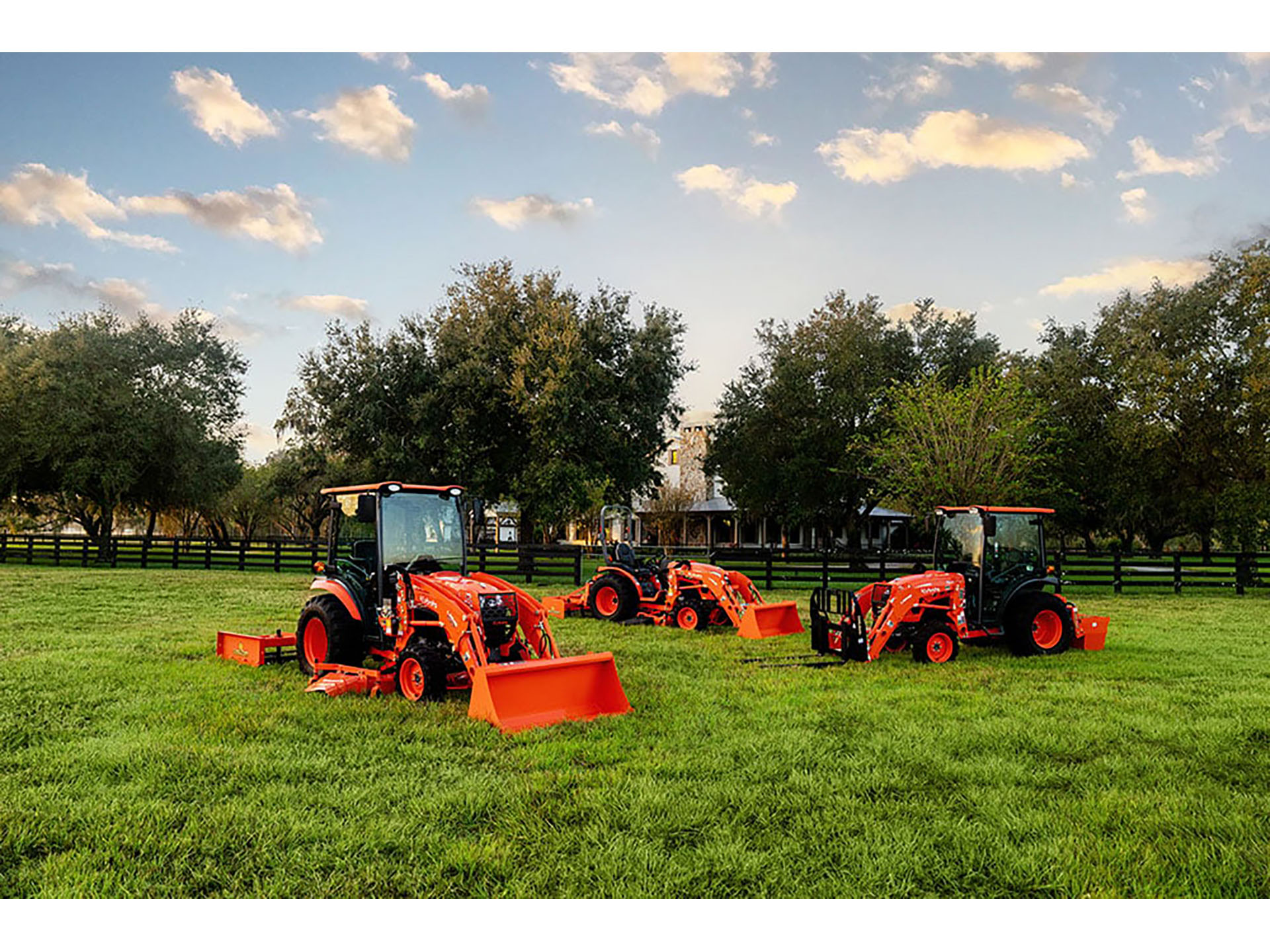 2024 Kubota LX2610HSDC in Walpole, New Hampshire - Photo 2