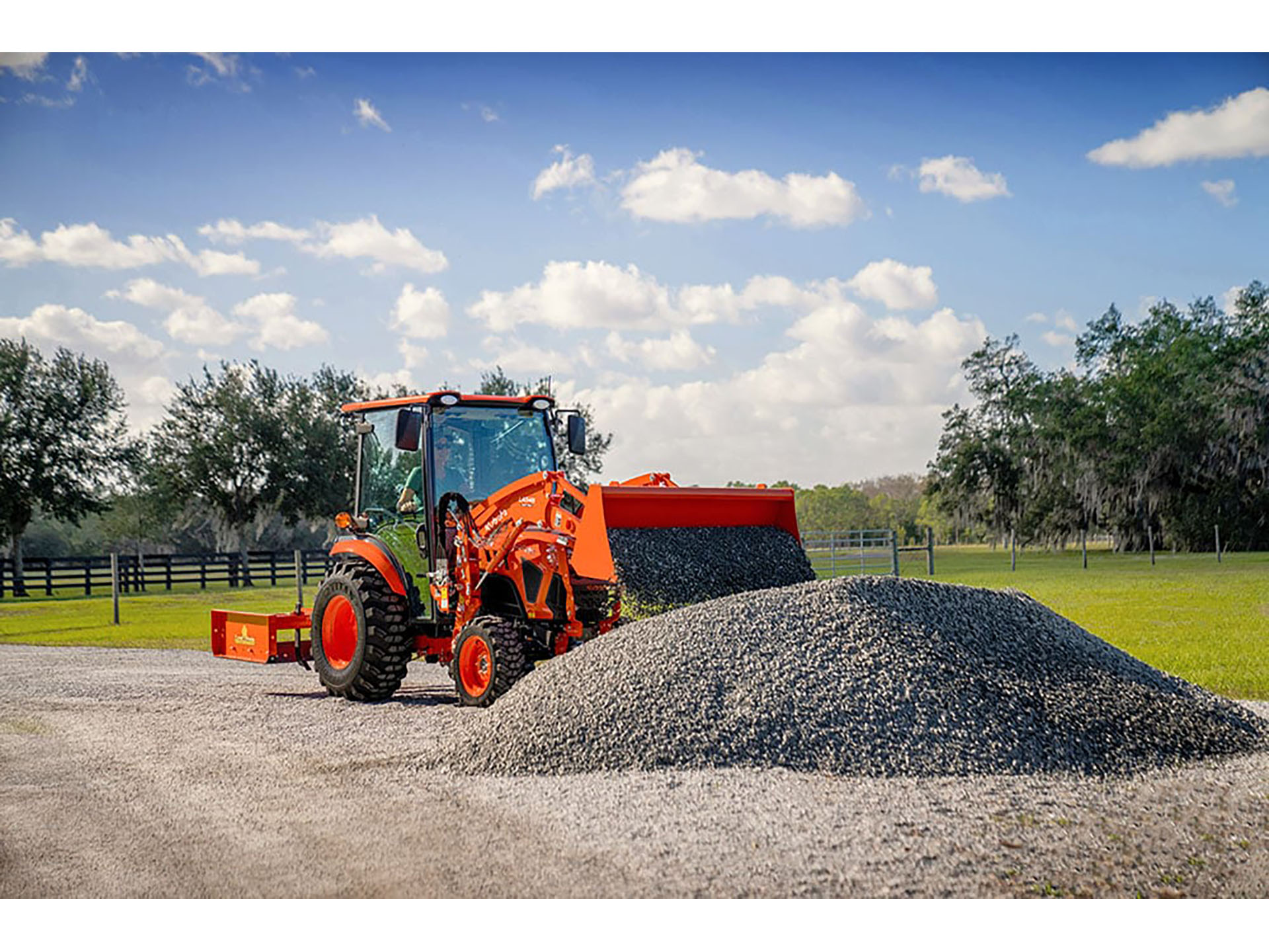 2024 Kubota LX2610HSDC in Walpole, New Hampshire - Photo 10