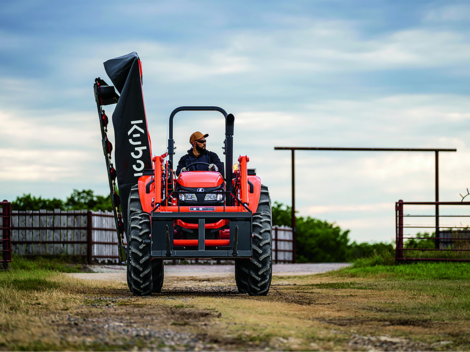 2024 Kubota M7060 12-Speed 4WD with CAB in Norfolk, Virginia - Photo 3