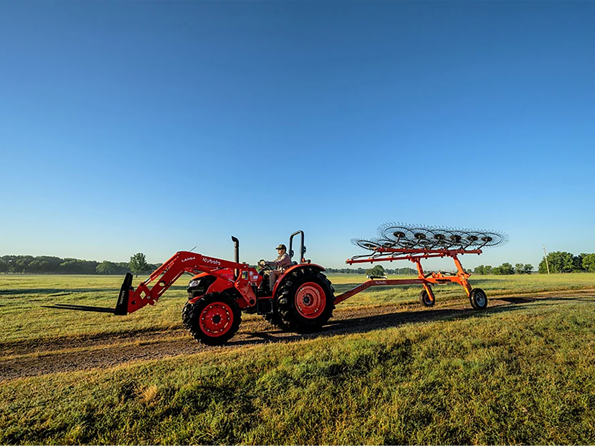 2024 Kubota M7060 8-Speed 4WD with CAB in Norfolk, Virginia - Photo 14