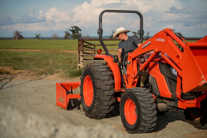 2024 Kubota MX5400 GDT 2WD in Norfolk, Virginia - Photo 9