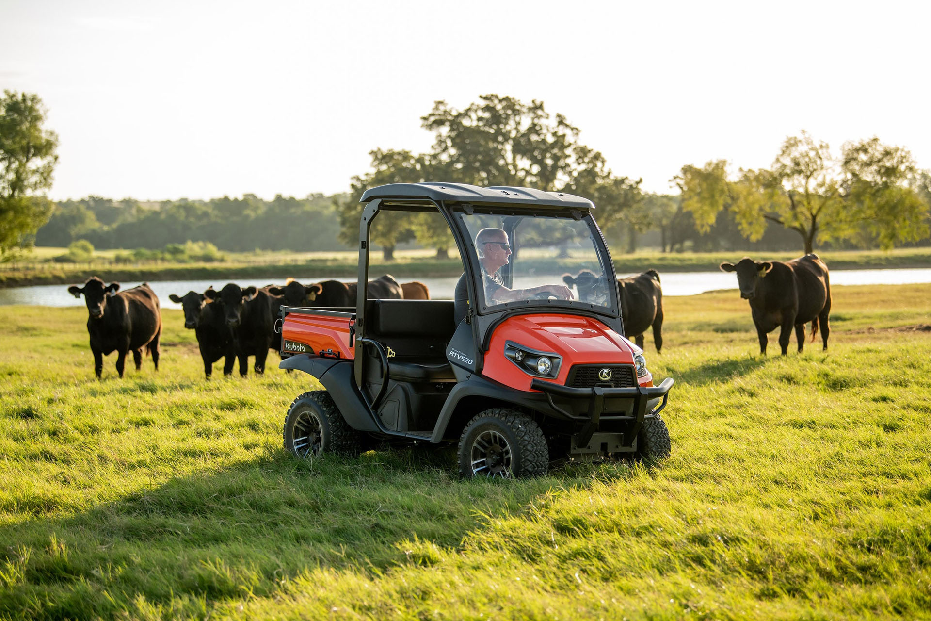 2024 Kubota RTV520 in Norfolk, Virginia - Photo 2