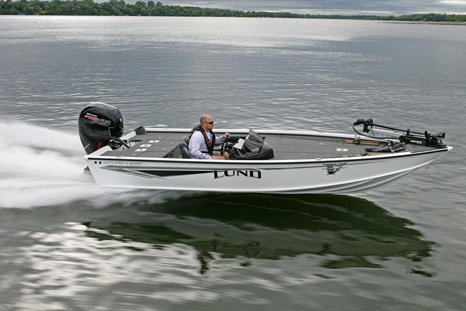 2024 Lund 1875 Pro-V Musky XS in Knoxville, Tennessee