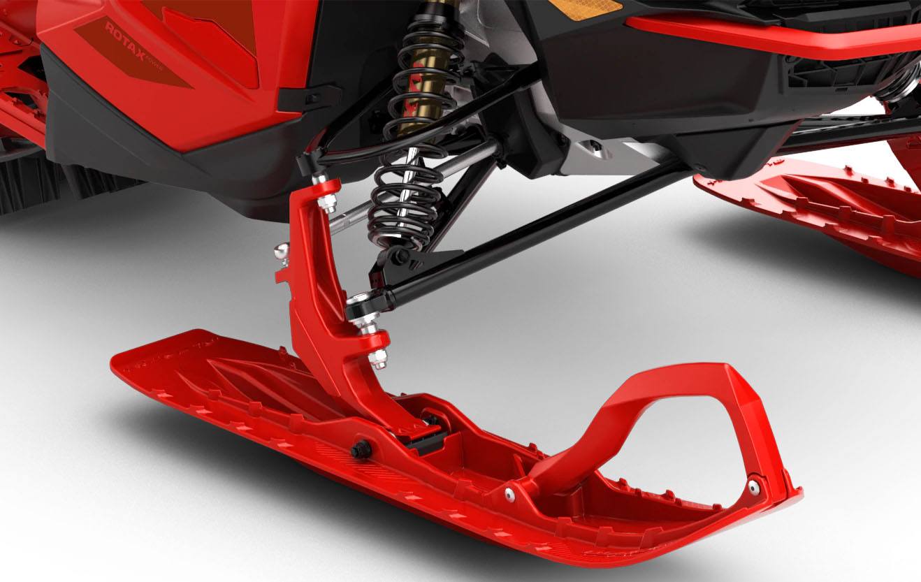 REFINED HANDLING: Blade DS+ deep snow ski - Blade DS+ ski finesses the maneuverability of Lynx BoonDocker snowmobile. The long ski steers precisely under varying snow conditions and provides consistent handling for deep snow and sidehilling. - Photo 5