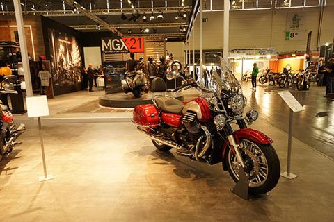 2017 Moto Guzzi California 1400 Touring ABS in De Pere, Wisconsin - Photo 7