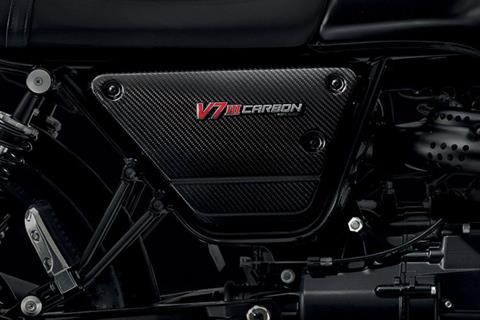 2018 Moto Guzzi V7 III Carbon Dark in Goshen, New York - Photo 4