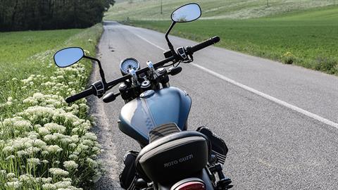 2021 Moto Guzzi V9 Bobber in Westfield, Massachusetts - Photo 5