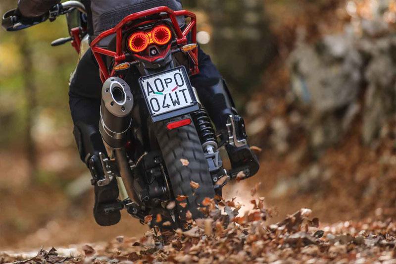 2020 Moto Guzzi V85 TT Adventure in Hickory, North Carolina - Photo 14
