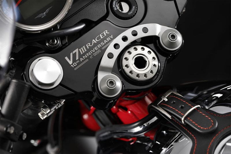 2020 Moto Guzzi V7 III Racer 10th Anniversary in San Jose, California - Photo 7