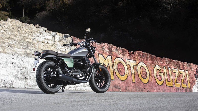 2021 Moto Guzzi V9 Bobber Centenario E5 in San Jose, California - Photo 2