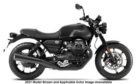 2022 Moto Guzzi V7 Stone E5 in Plano, Texas