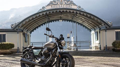 2022 Moto Guzzi V9 Bobber Centenario in Mount Sterling, Kentucky - Photo 6