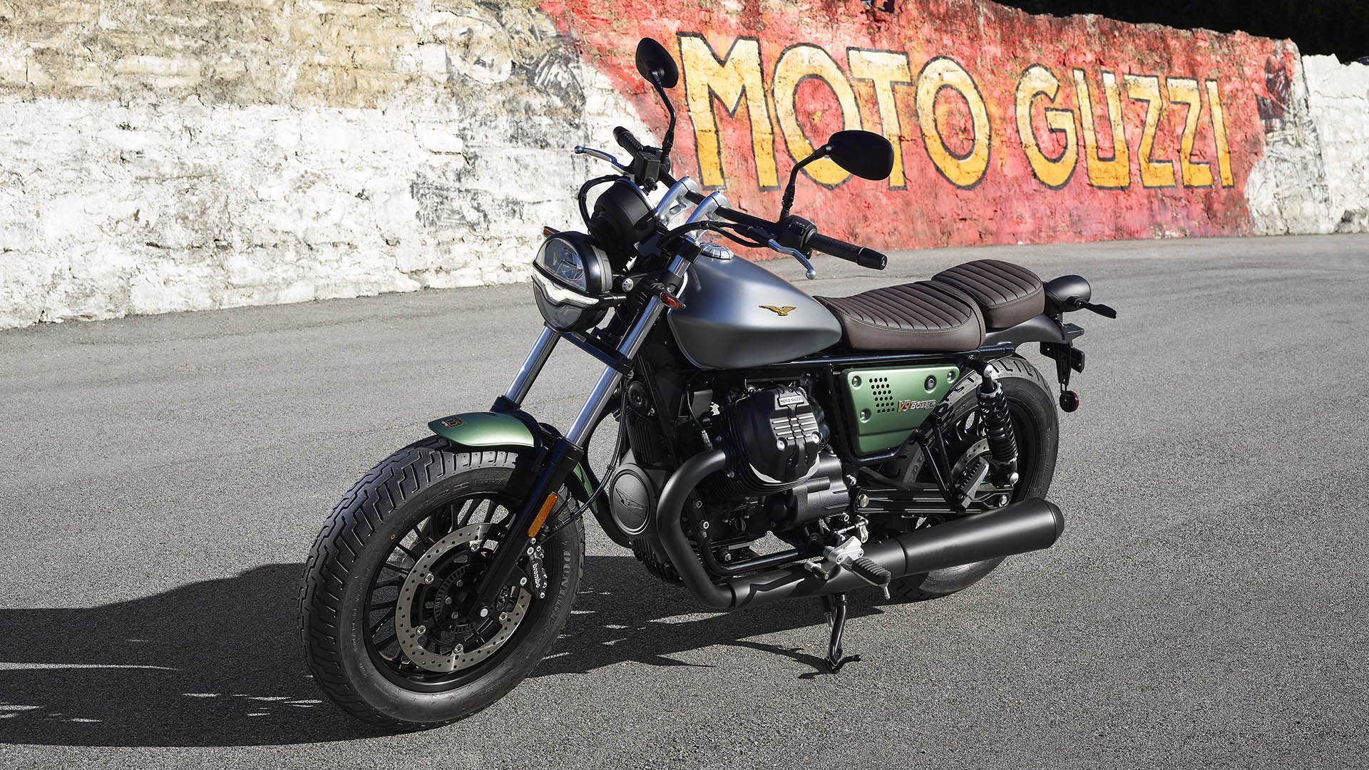 2022 Moto Guzzi V9 Bobber Centenario in San Jose, California - Photo 22