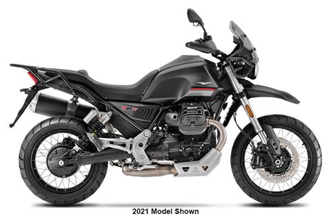 2022 Moto Guzzi V85 TT in Roselle, Illinois