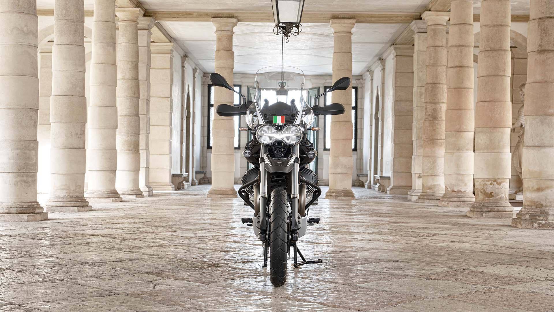 2022 Moto Guzzi V85 TT Guardia D’onore in San Jose, California - Photo 6