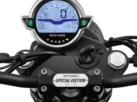2023 Moto Guzzi V7 Stone Special Edition in Neptune, New Jersey - Photo 7