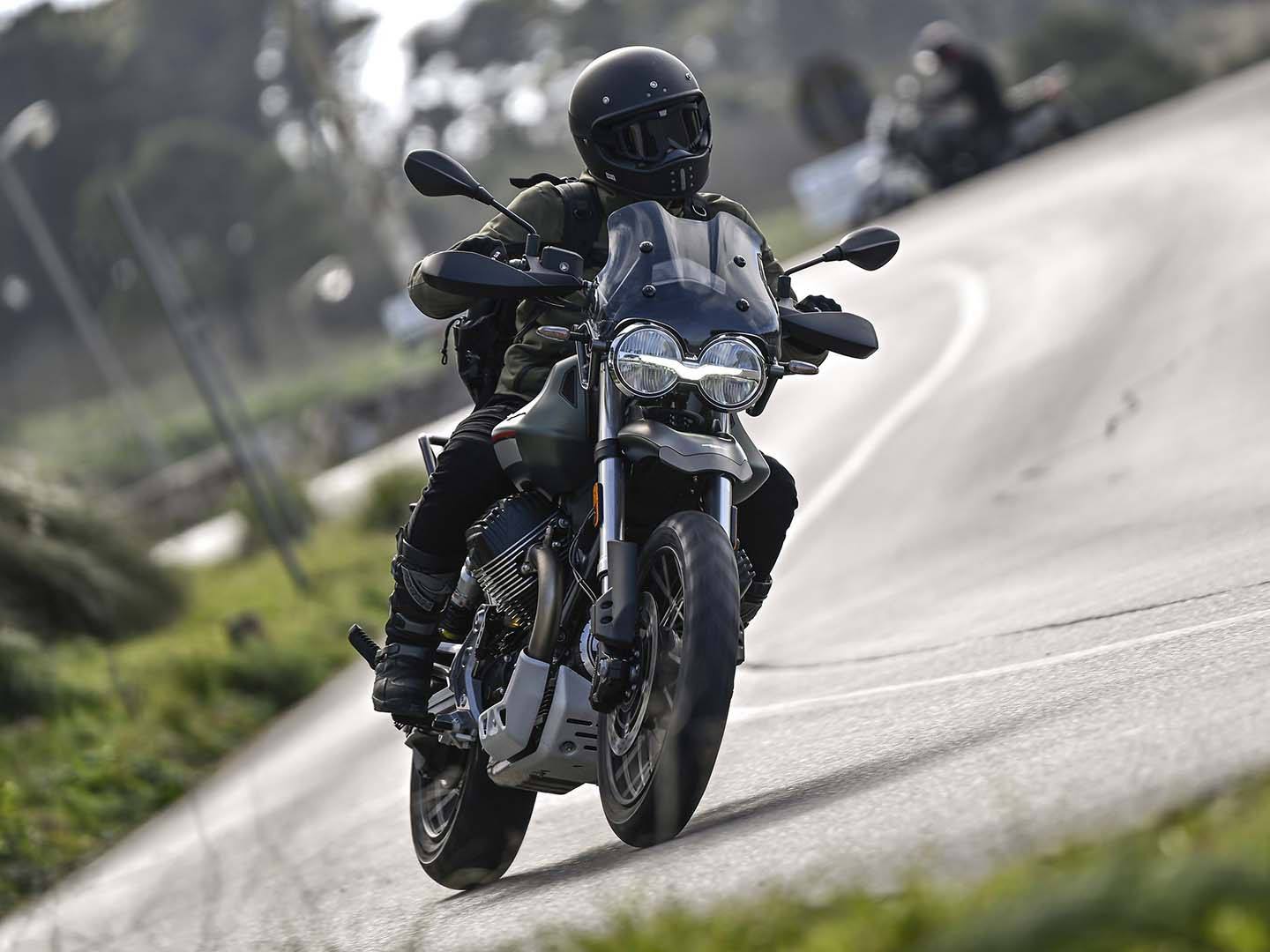 2023 Moto Guzzi V85 TT in Fort Myers, Florida - Photo 9