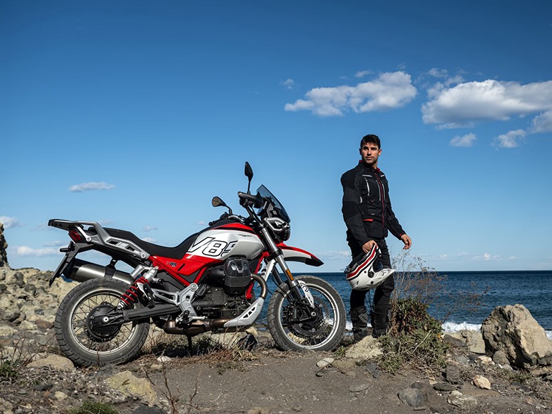 2024 Moto Guzzi V85 TT in Chandler, Arizona - Photo 13