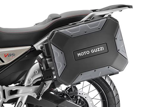 2024 Moto Guzzi V85 TT Travel in Los Angeles, California - Photo 4