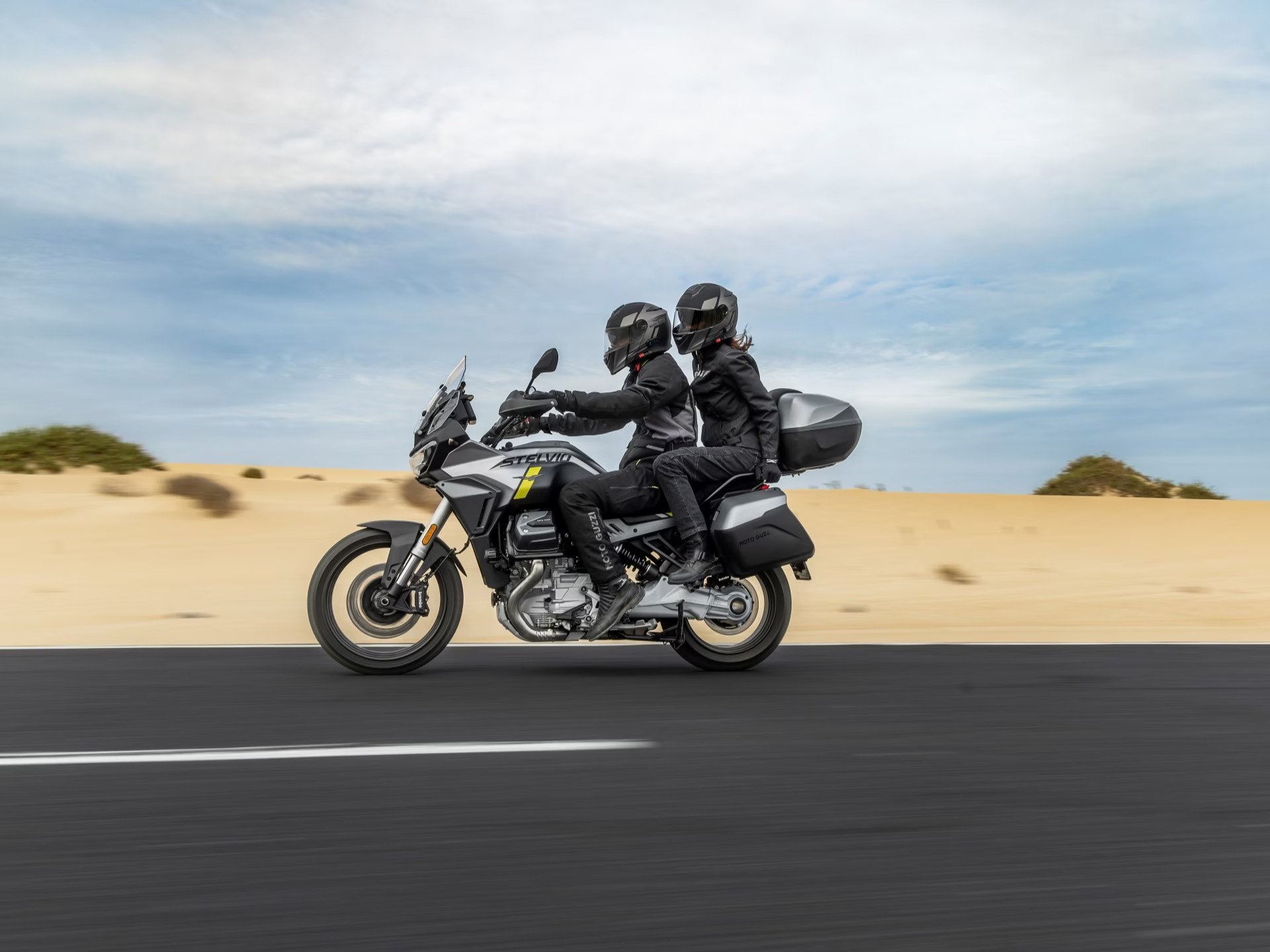 2024 Moto Guzzi Stelvio PFF Rider Assistance Solution in Los Angeles, California - Photo 16