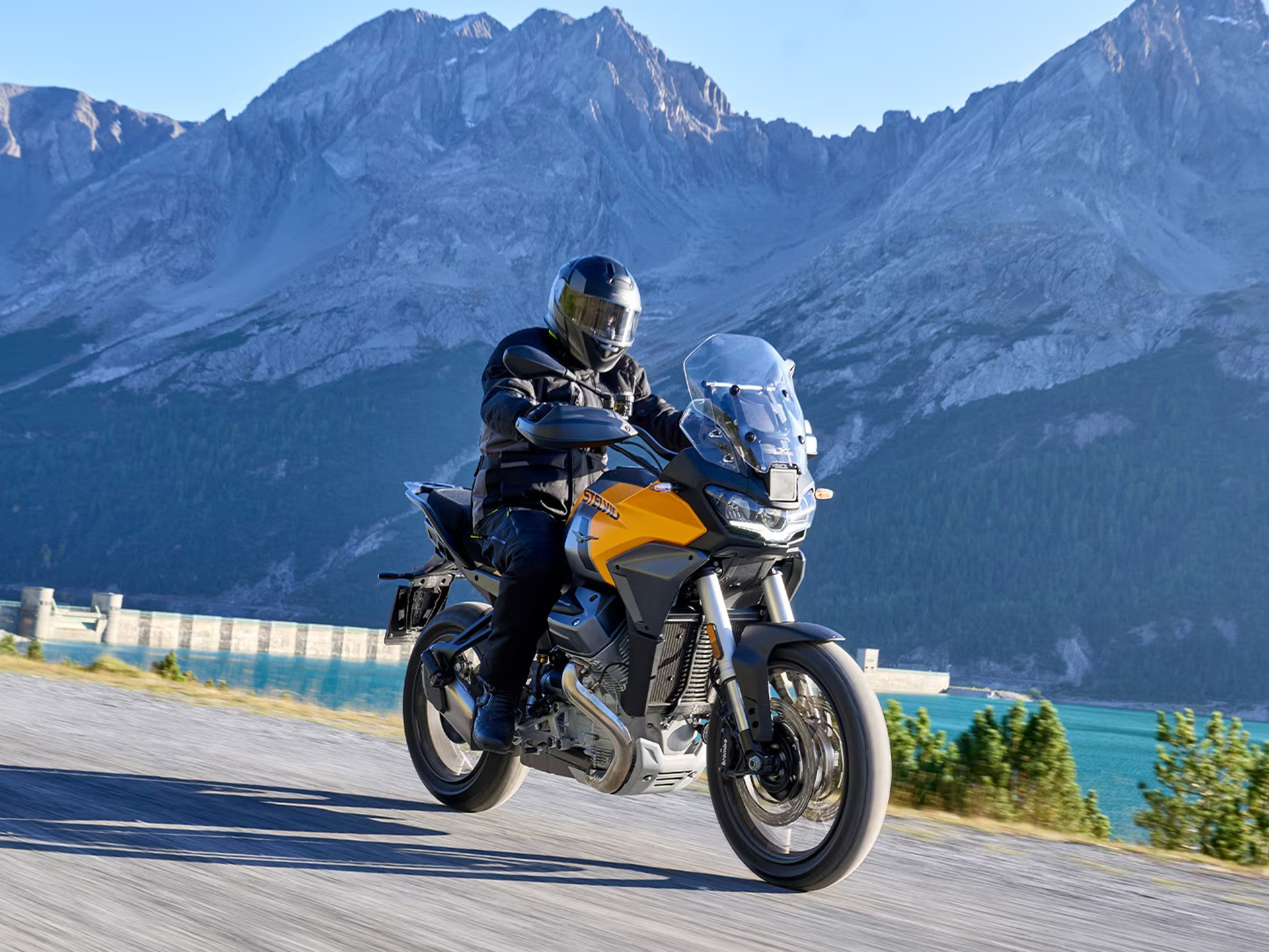 2024 Moto Guzzi Stelvio PFF Rider Assistance Solution in Forest Lake, Minnesota - Photo 14