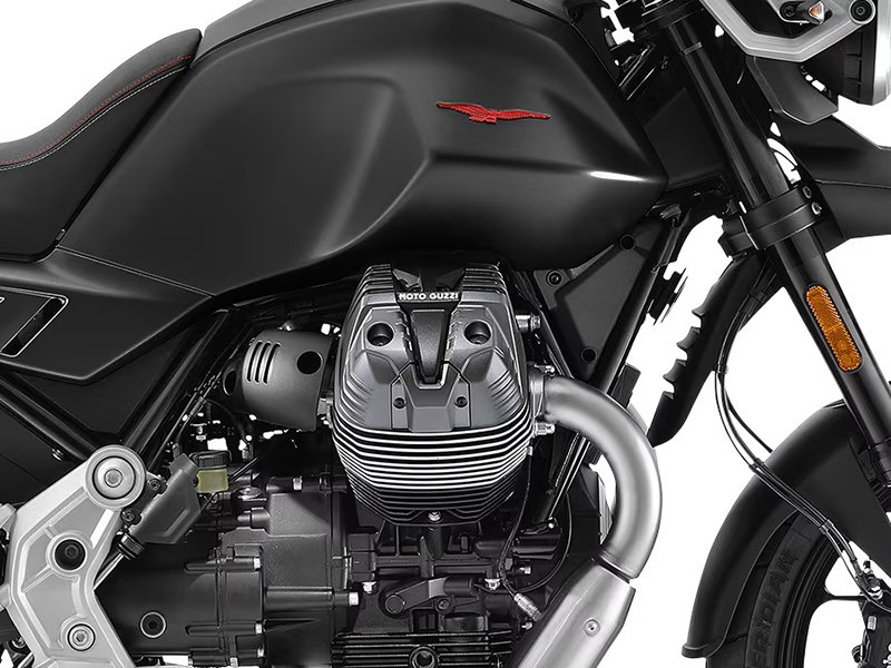 2024 Moto Guzzi V85 Strada in Fort Myers, Florida - Photo 4