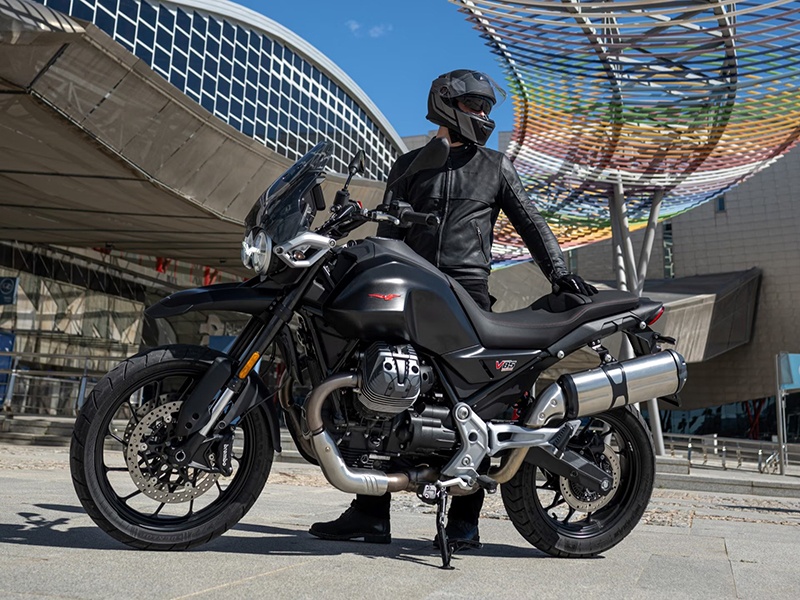 2024 Moto Guzzi V85 Strada in San Jose, California - Photo 13