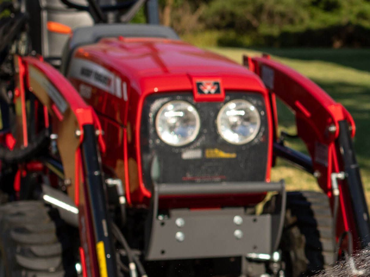 2024 Massey Ferguson MF 1526 in Hayden, Idaho - Photo 2