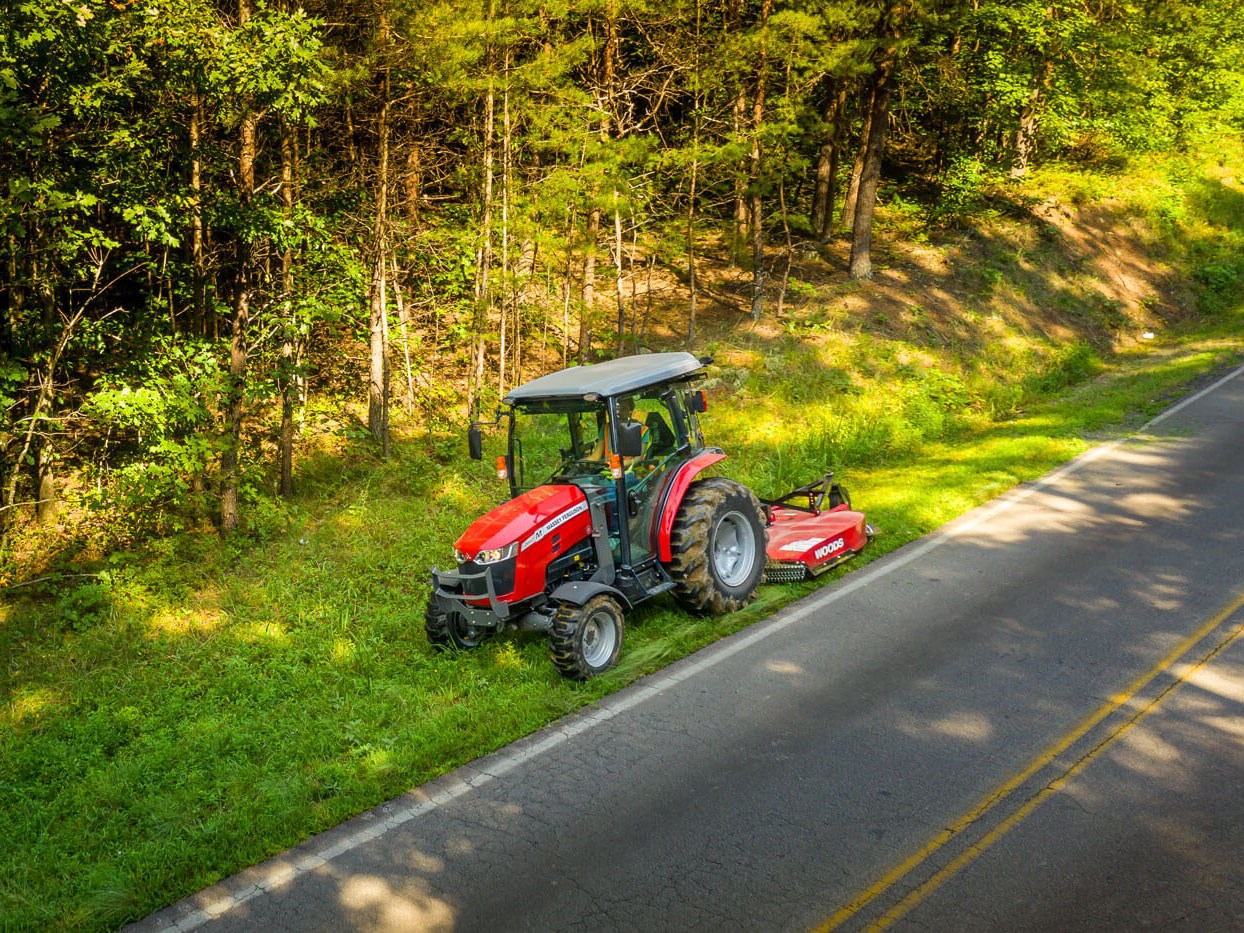 2024 Massey Ferguson MF 2850 M Mech Cab in Cedar Bluff, Virginia - Photo 14