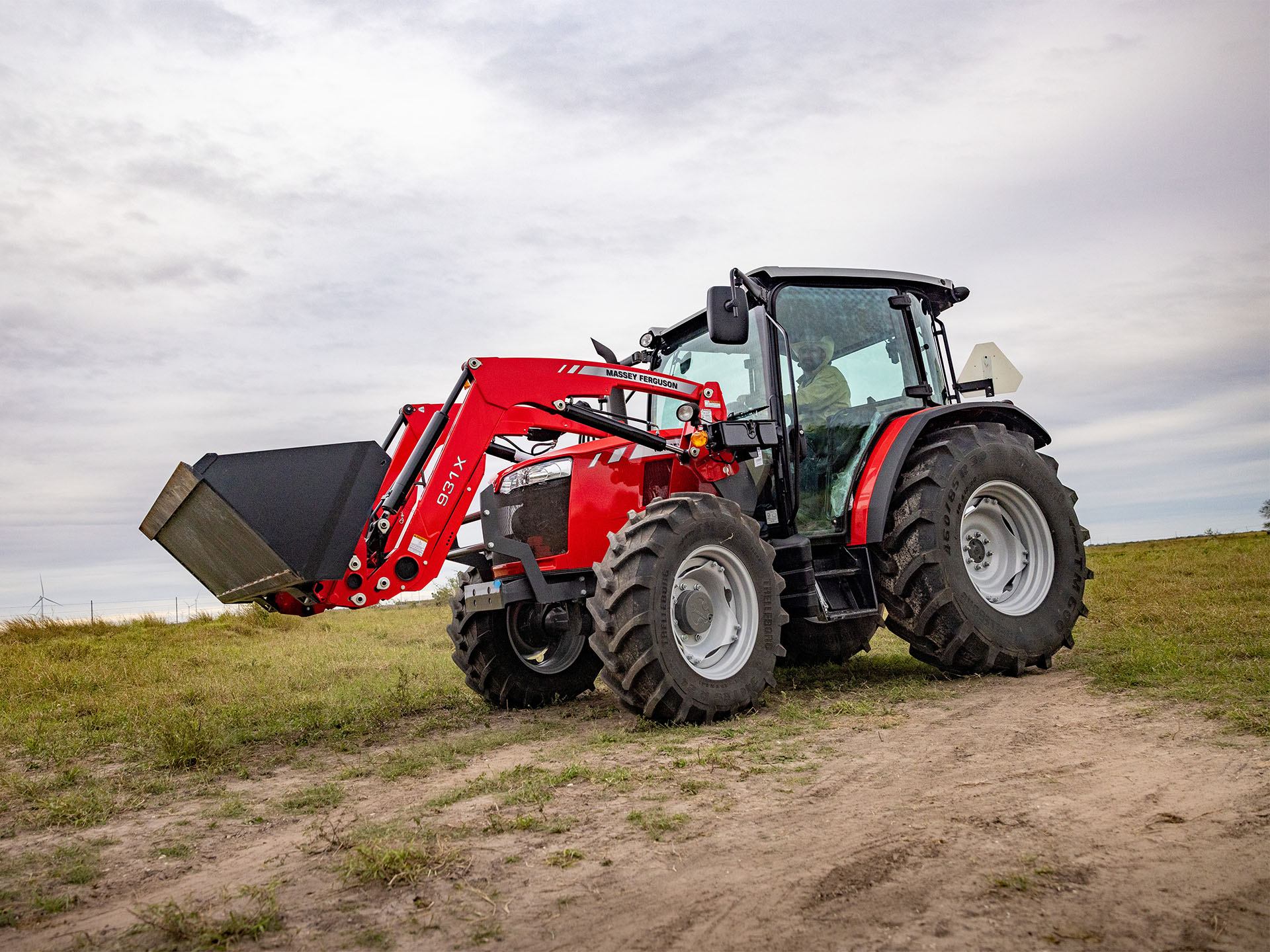 2024 Massey Ferguson MF 4707 2WD Cab in Cedar Bluff, Virginia - Photo 14