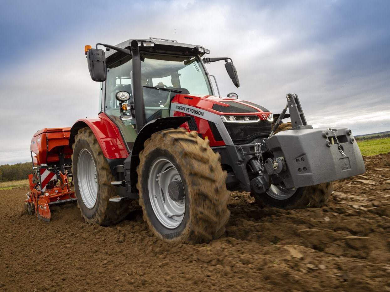 2024 Massey Ferguson MF 5S.145 Dyna-4 in Hayden, Idaho - Photo 16