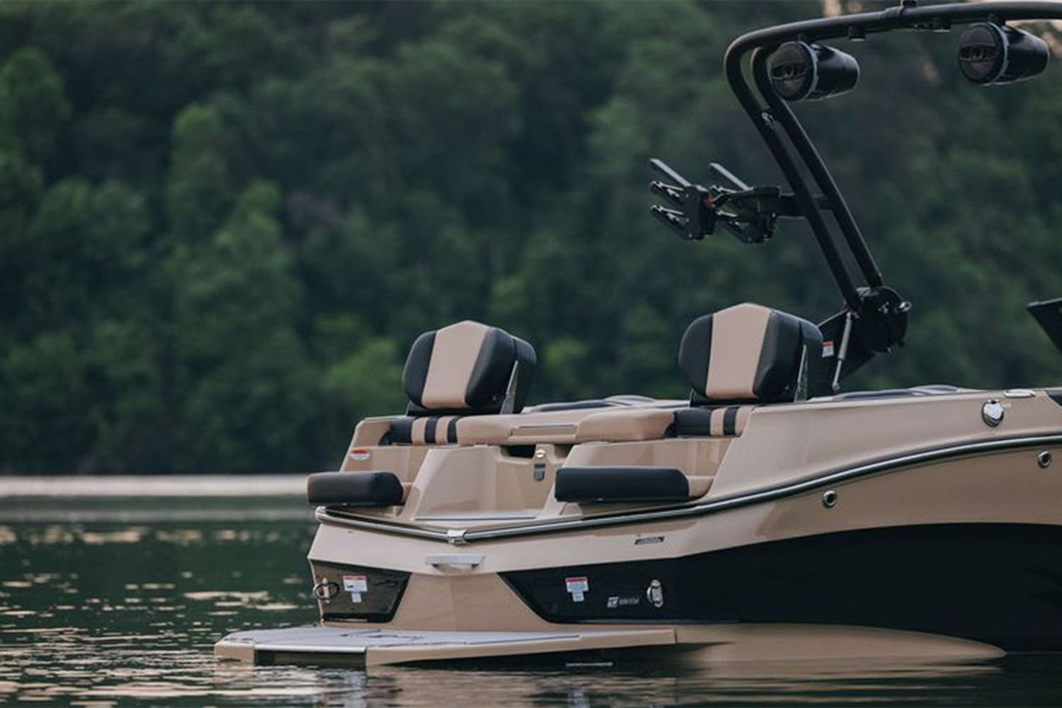 2025 Mastercraft XT22 T in Elk Grove, California - Photo 16