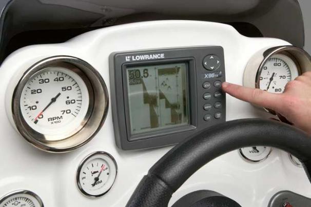 Controls are conveniently within easy reach. - Photo 18