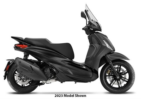 2024 Piaggio BV 400 Deep Black in Knoxville, Tennessee