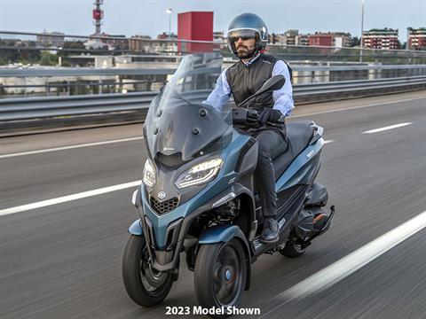 2024 Piaggio MP3 530 Exclusive in Knoxville, Tennessee - Photo 11