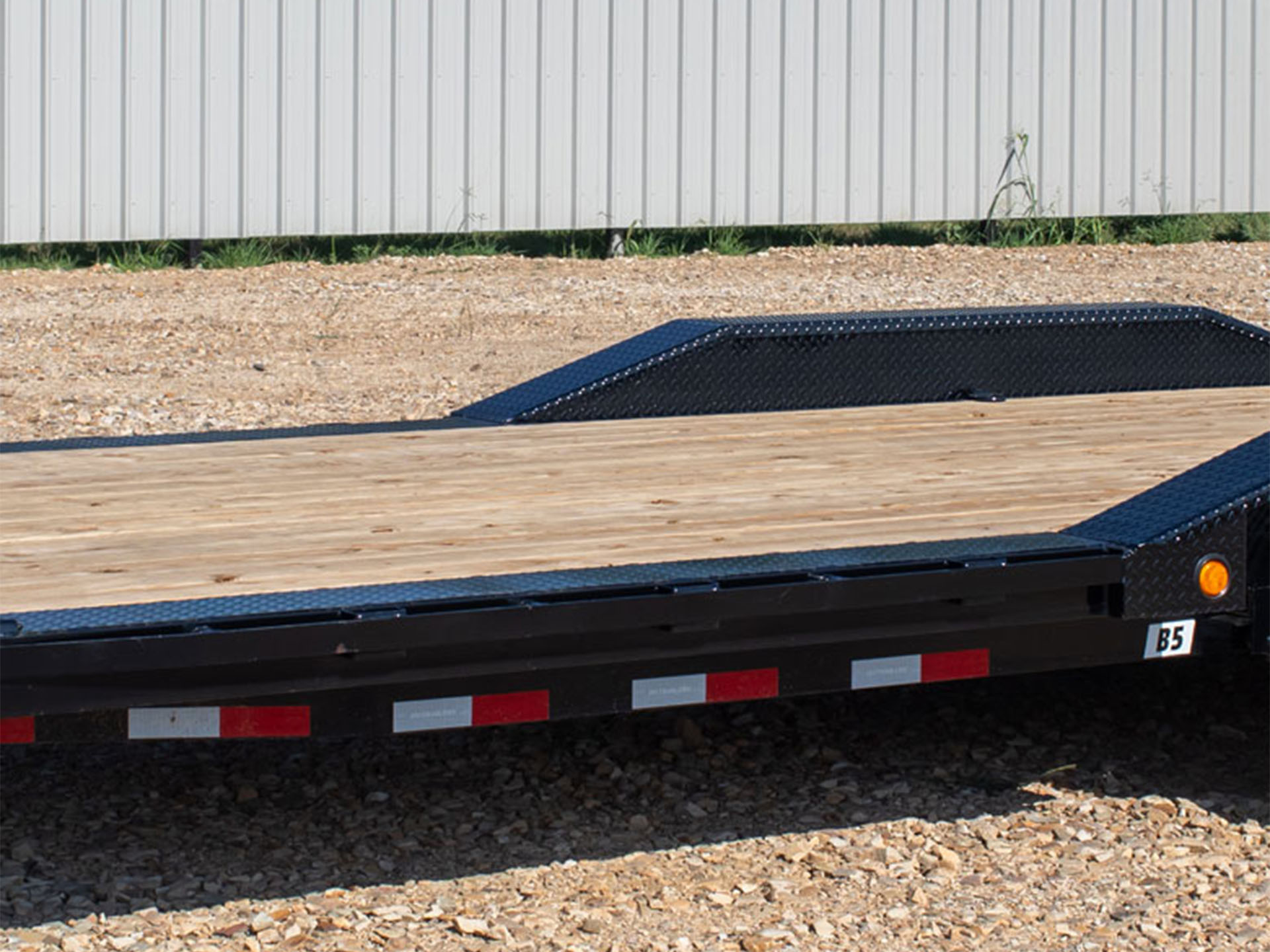 2024 PJ Trailers Low-Pro Flatdeck With 7K Singles Trailers (LS) 28 ft. in Acampo, California - Photo 3