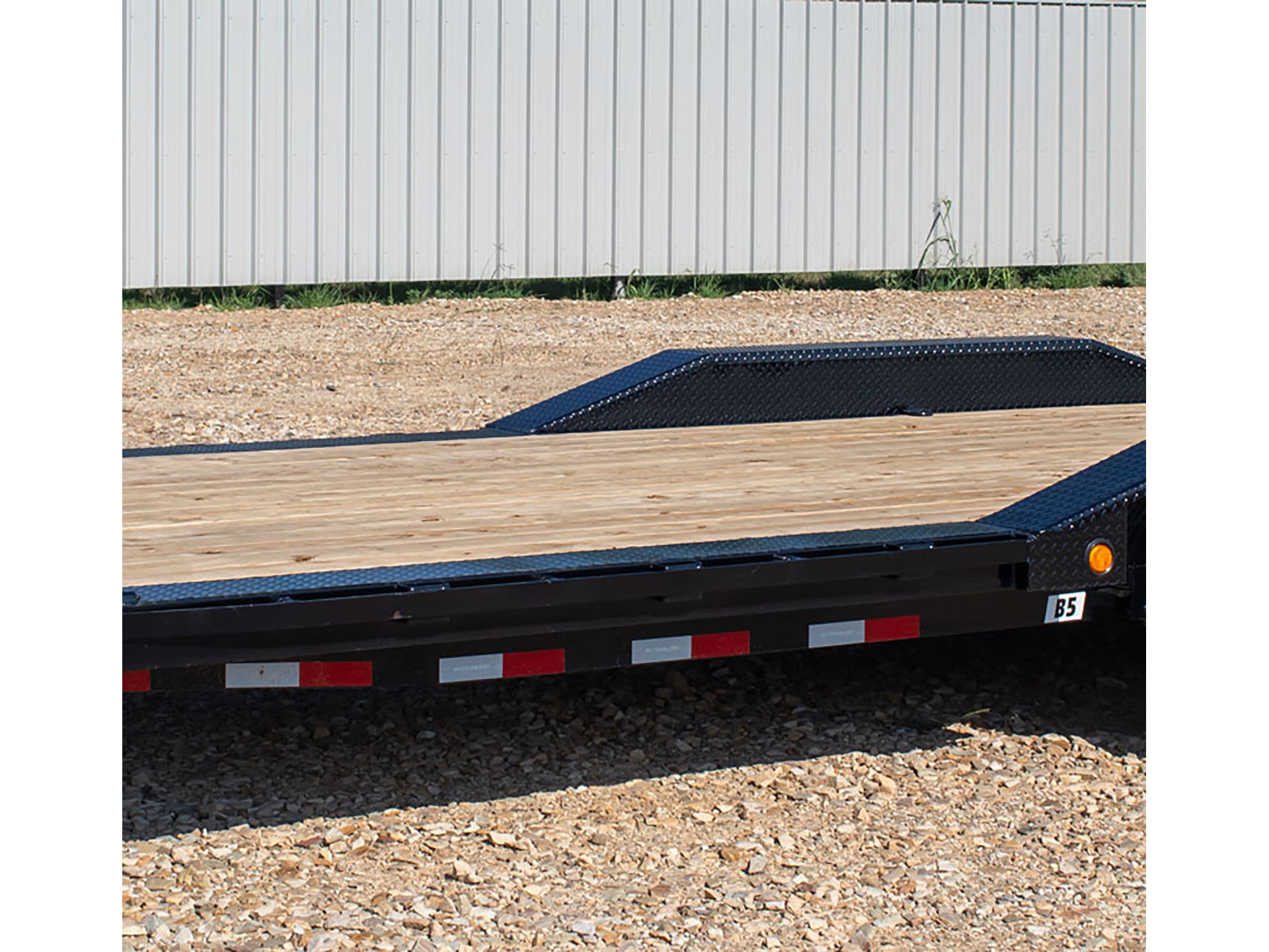 2024 PJ Trailers 6 in. Channel Equipment Tilt Trailers (T6) 16 ft. in Acampo, California - Photo 4