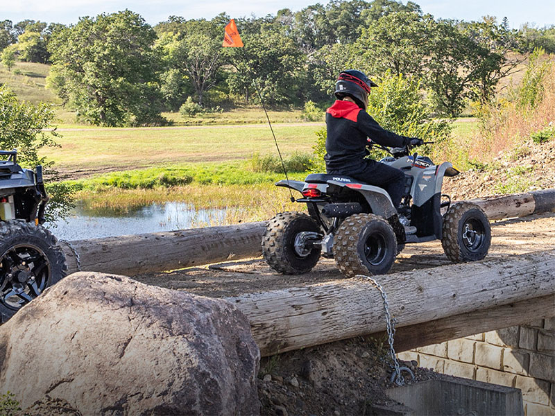 2025 Polaris Phoenix 200 in New Hudson, Michigan - Photo 8