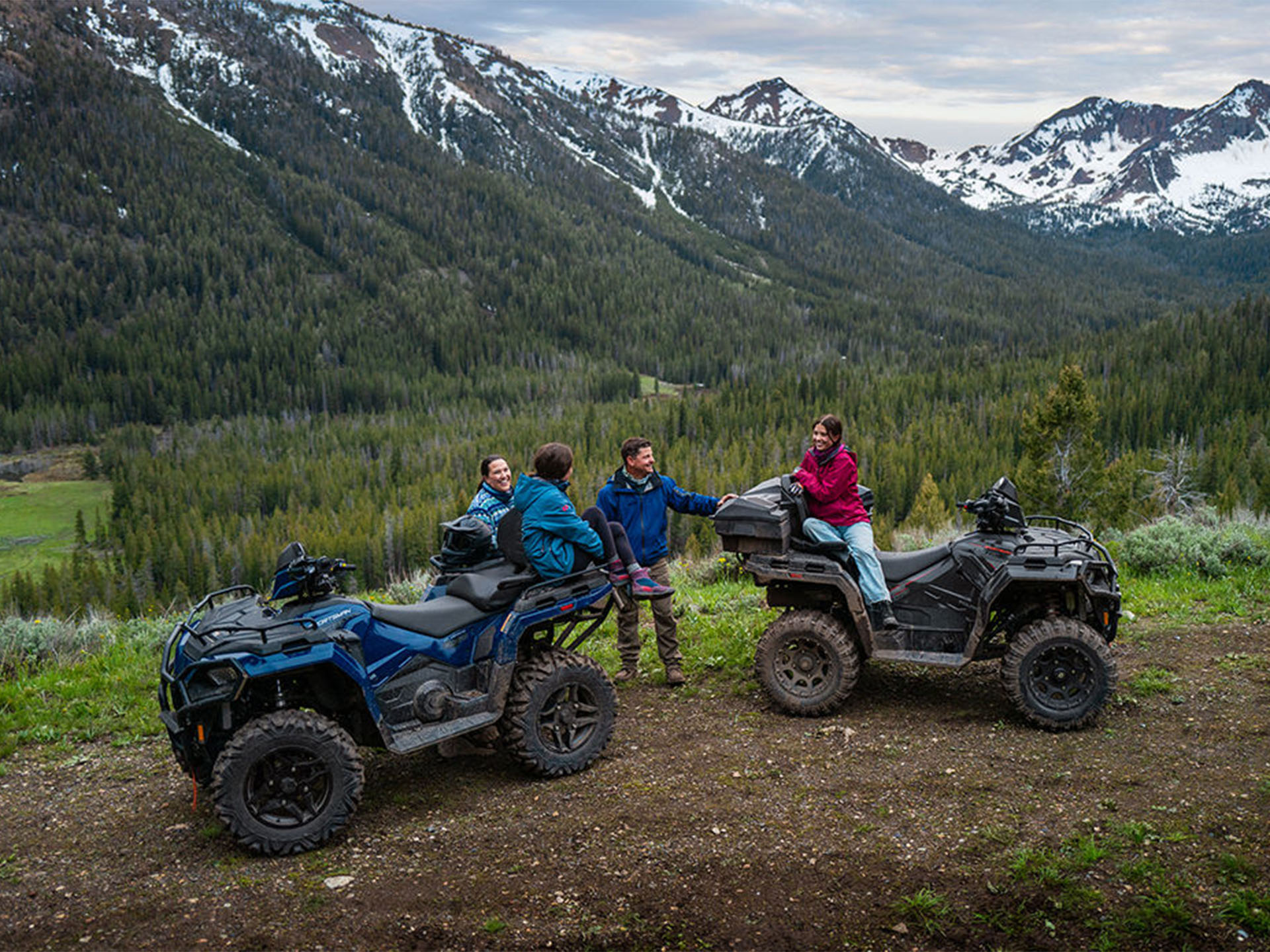 2025 Polaris Sportsman Touring 570 Premium in Charleston, Illinois - Photo 14