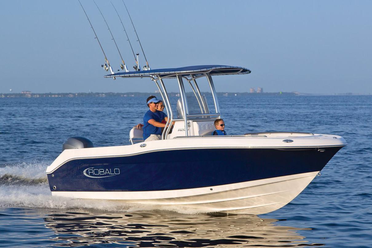 2020 Robalo R200 Center Console in Bridgeport, New York - Photo 16