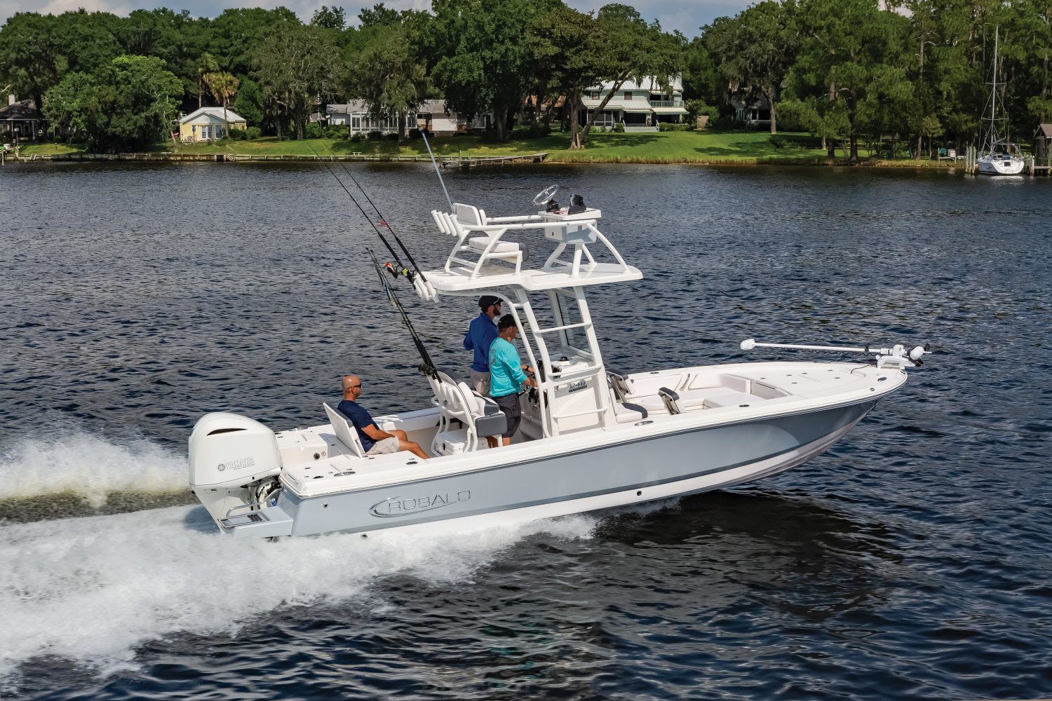 2022 Robalo 246 Cayman SD in Lakeport, California - Photo 11