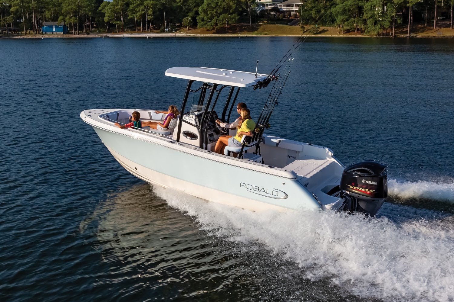 2024 Robalo 232 Explorer in Lakeport, California - Photo 15