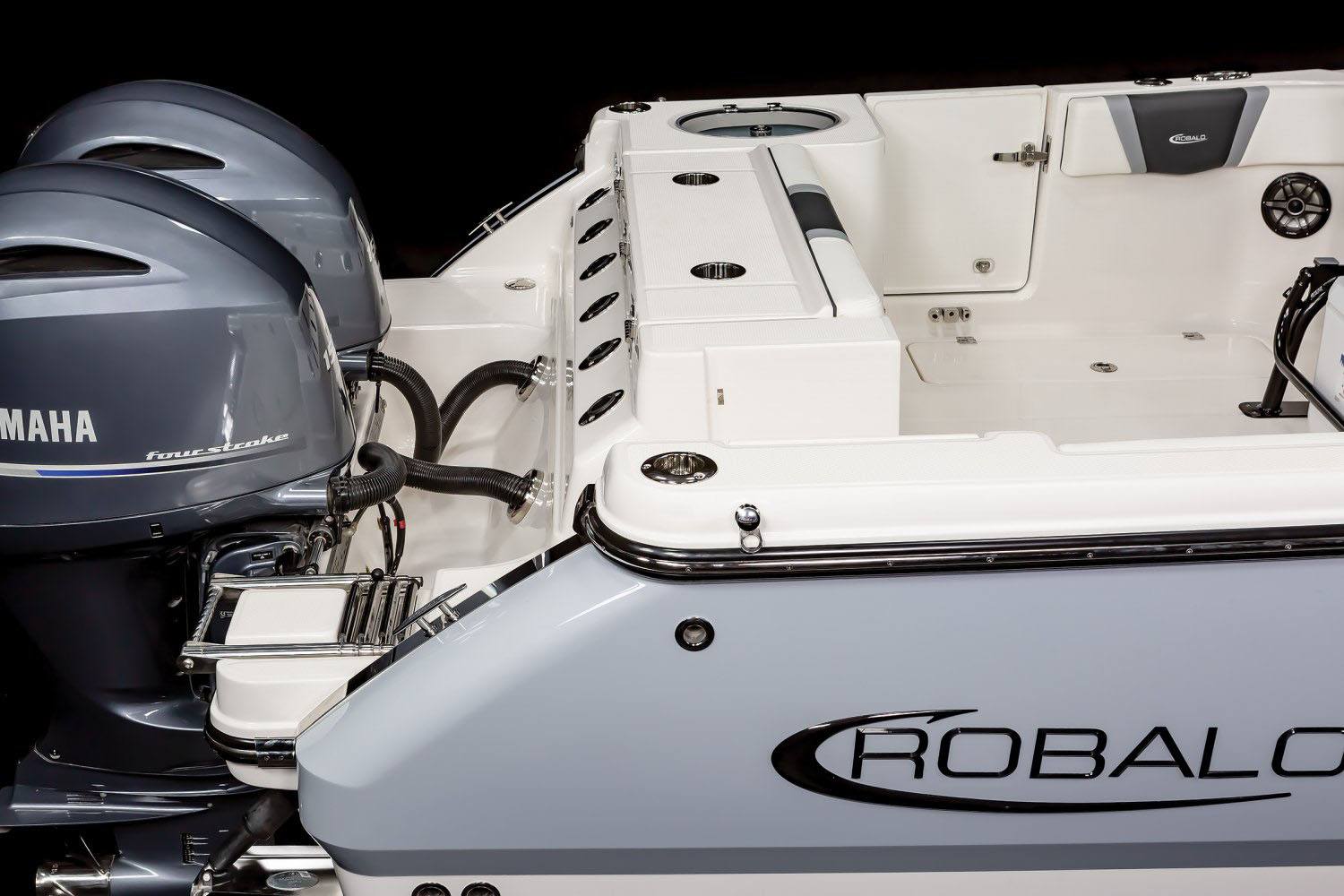 2024 Robalo R250 in Lakeport, California - Photo 15