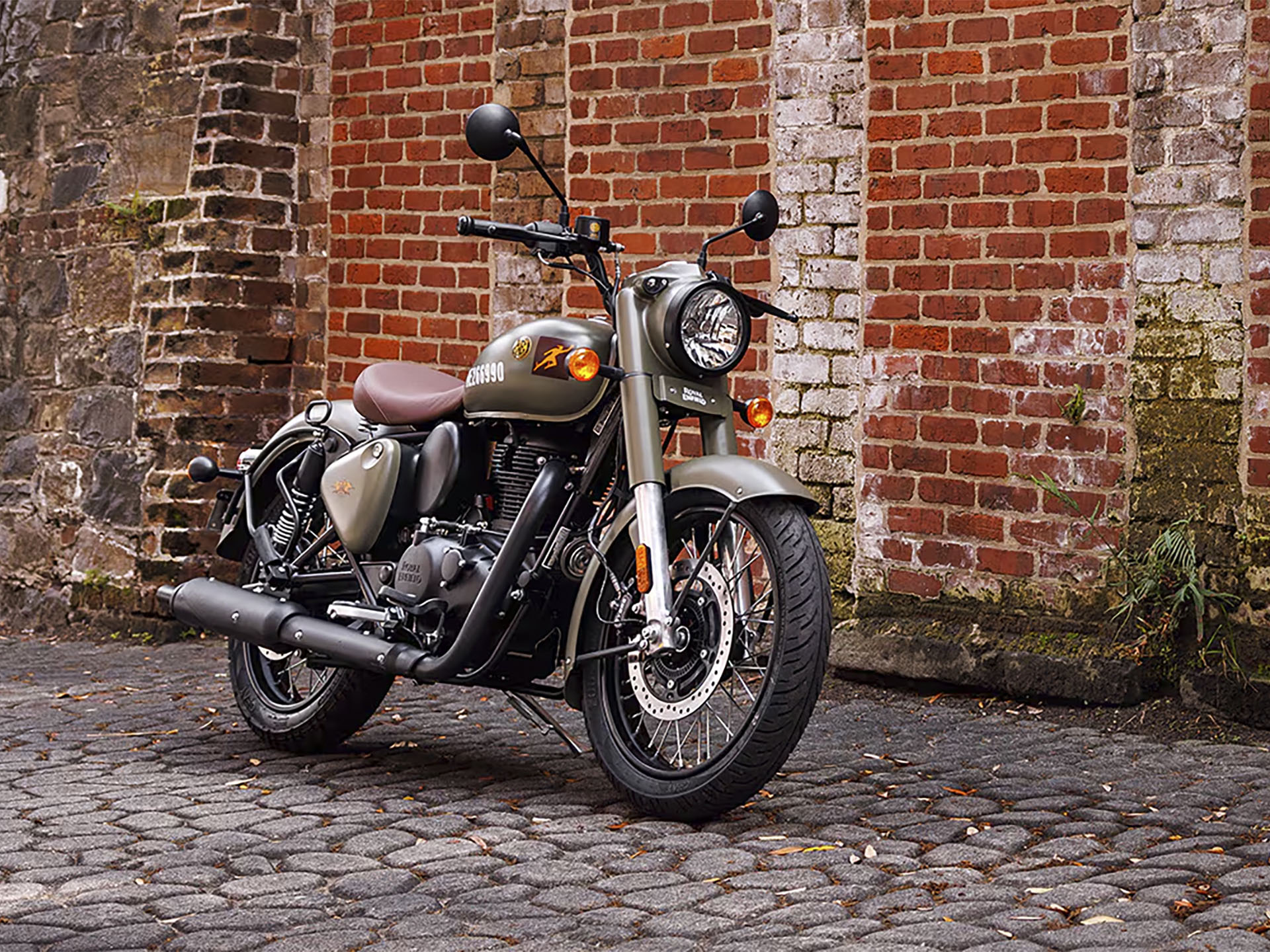 2024 Royal Enfield Classic 350 in Burlington, Washington - Photo 12