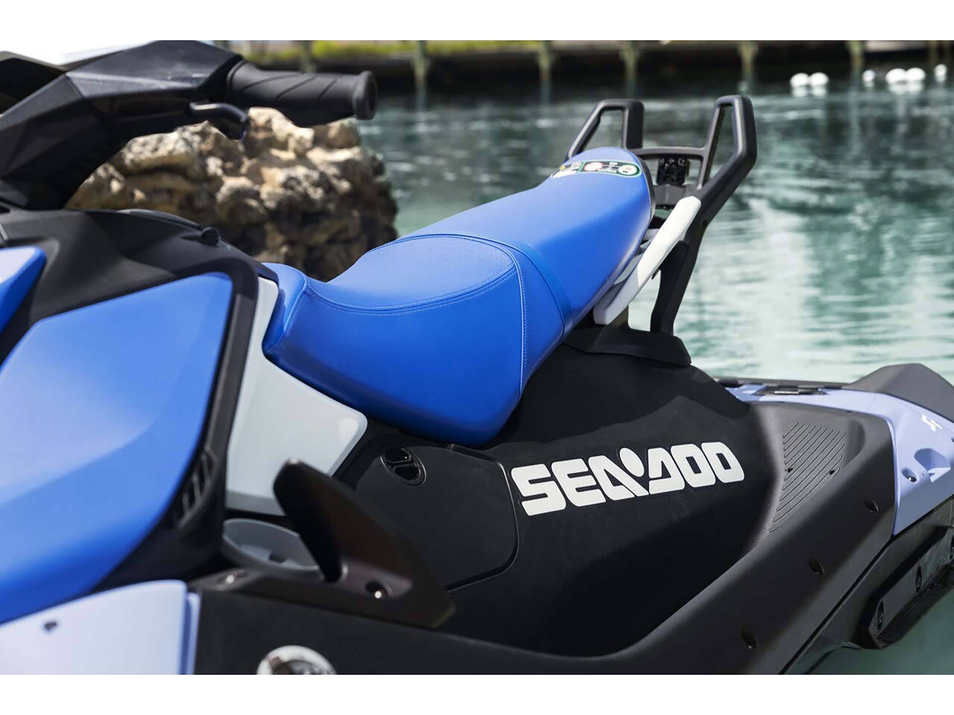 2024 Sea-Doo Spark 3up 90 hp iBR Convenience Package in Roscoe, Illinois - Photo 4