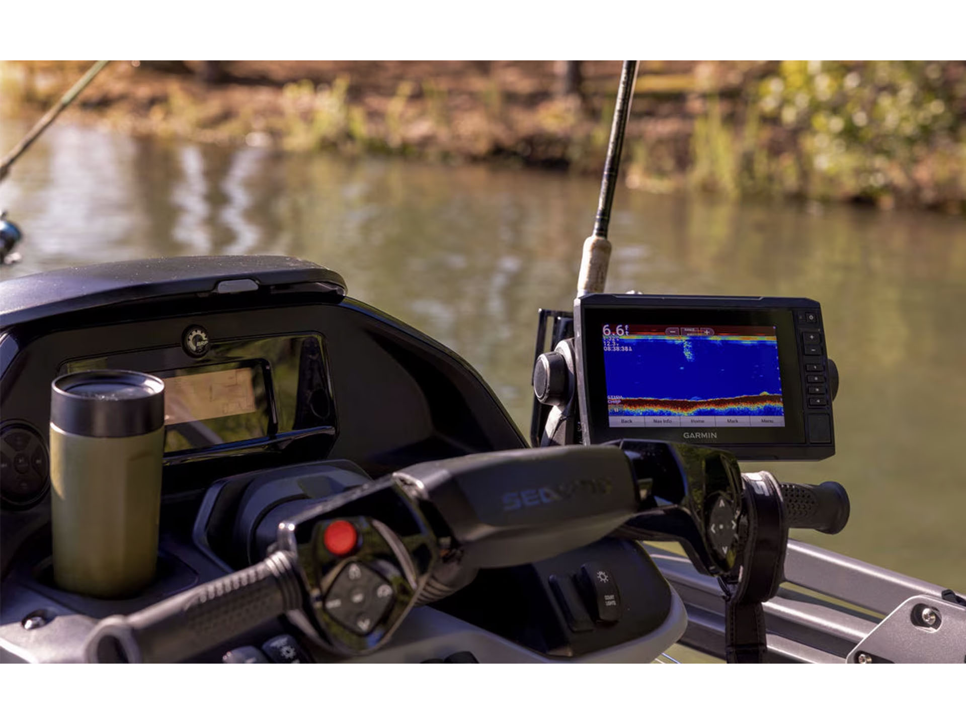 2025 Sea-Doo Switch Fish 18 - 170 hp in Easton, Maryland - Photo 12