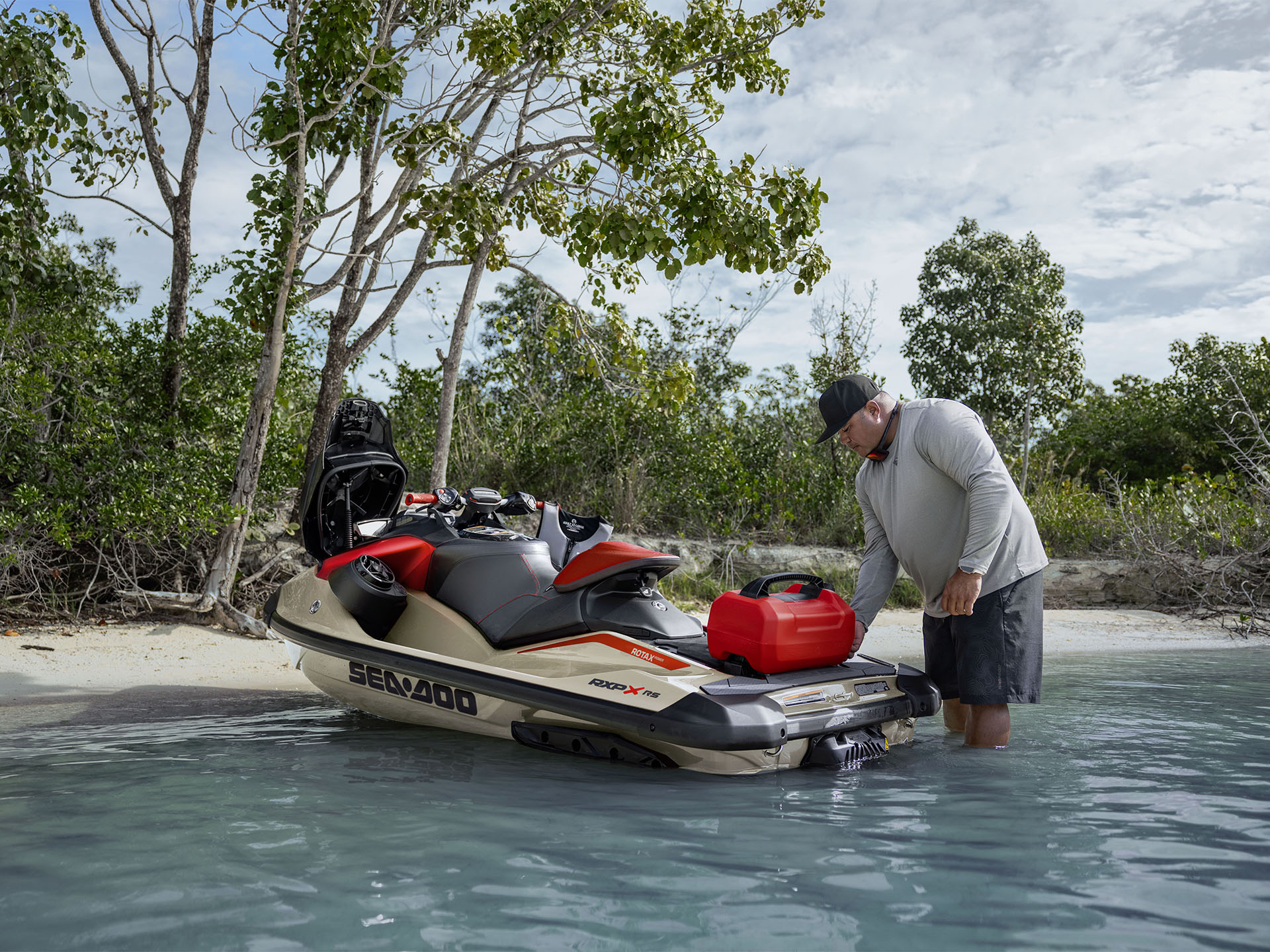 2025 Sea-Doo RXP-X 325 + Tech Package in Easton, Maryland - Photo 13